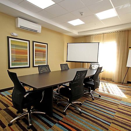 Fairfield Inn & Suites By Marriott London Ngoại thất bức ảnh