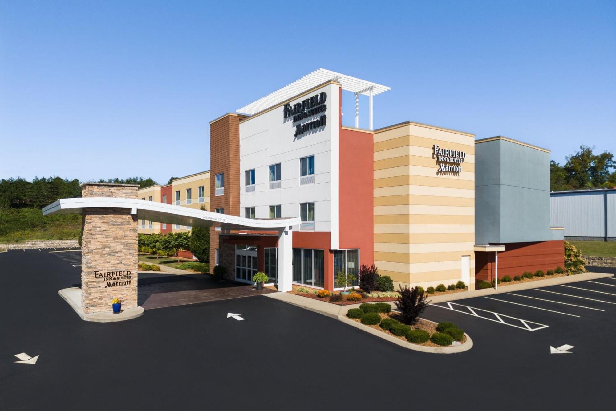 Fairfield Inn & Suites By Marriott London Ngoại thất bức ảnh