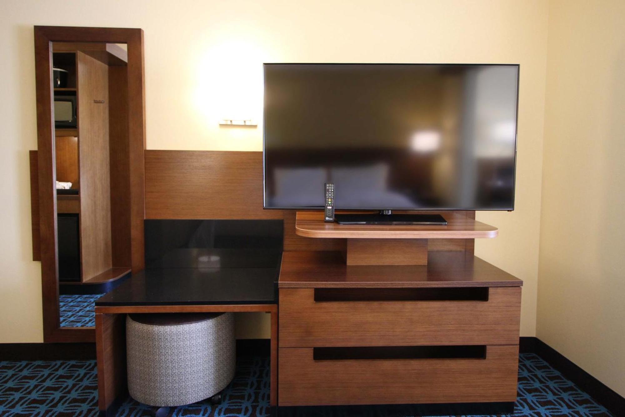 Fairfield Inn & Suites By Marriott London Ngoại thất bức ảnh