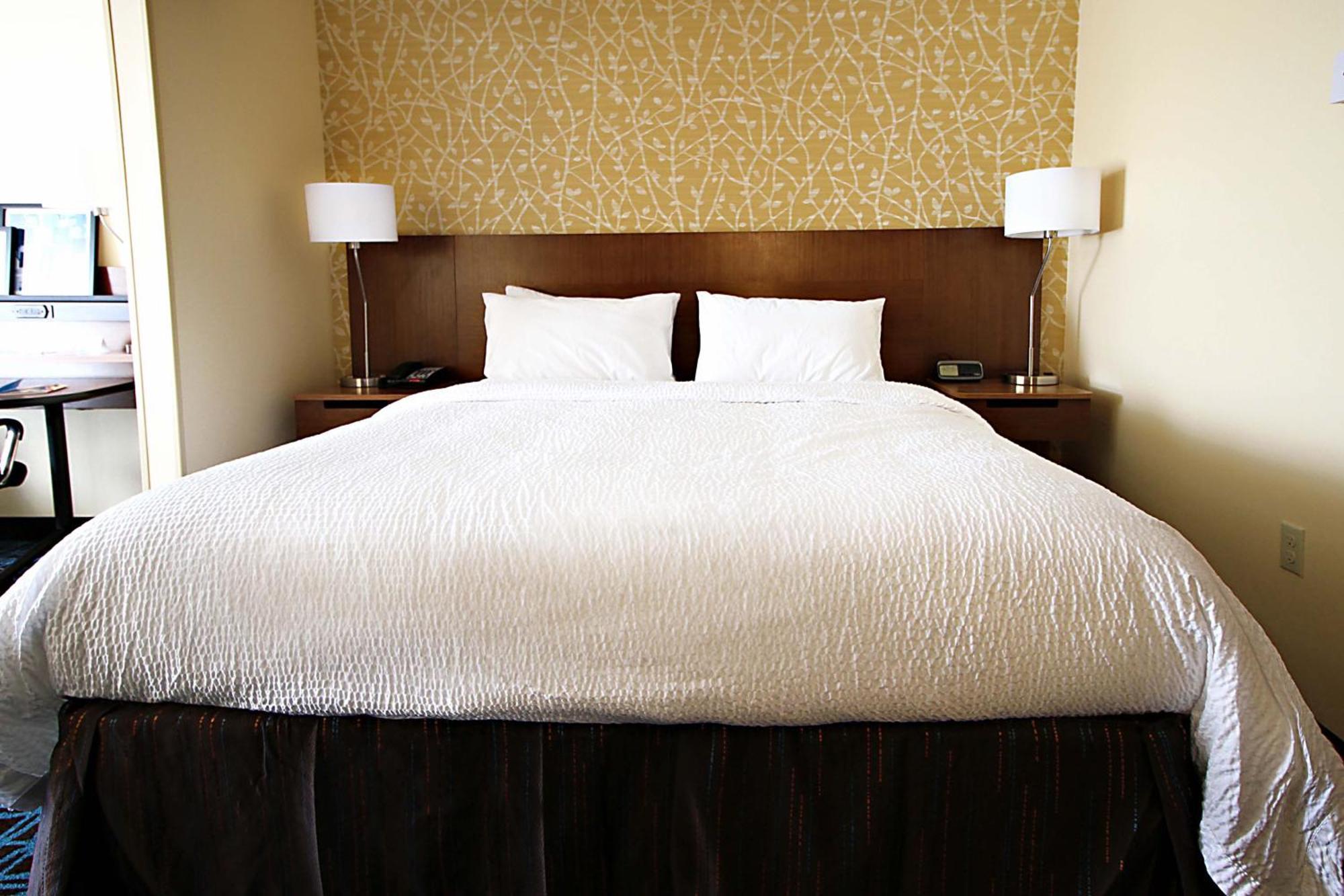 Fairfield Inn & Suites By Marriott London Ngoại thất bức ảnh