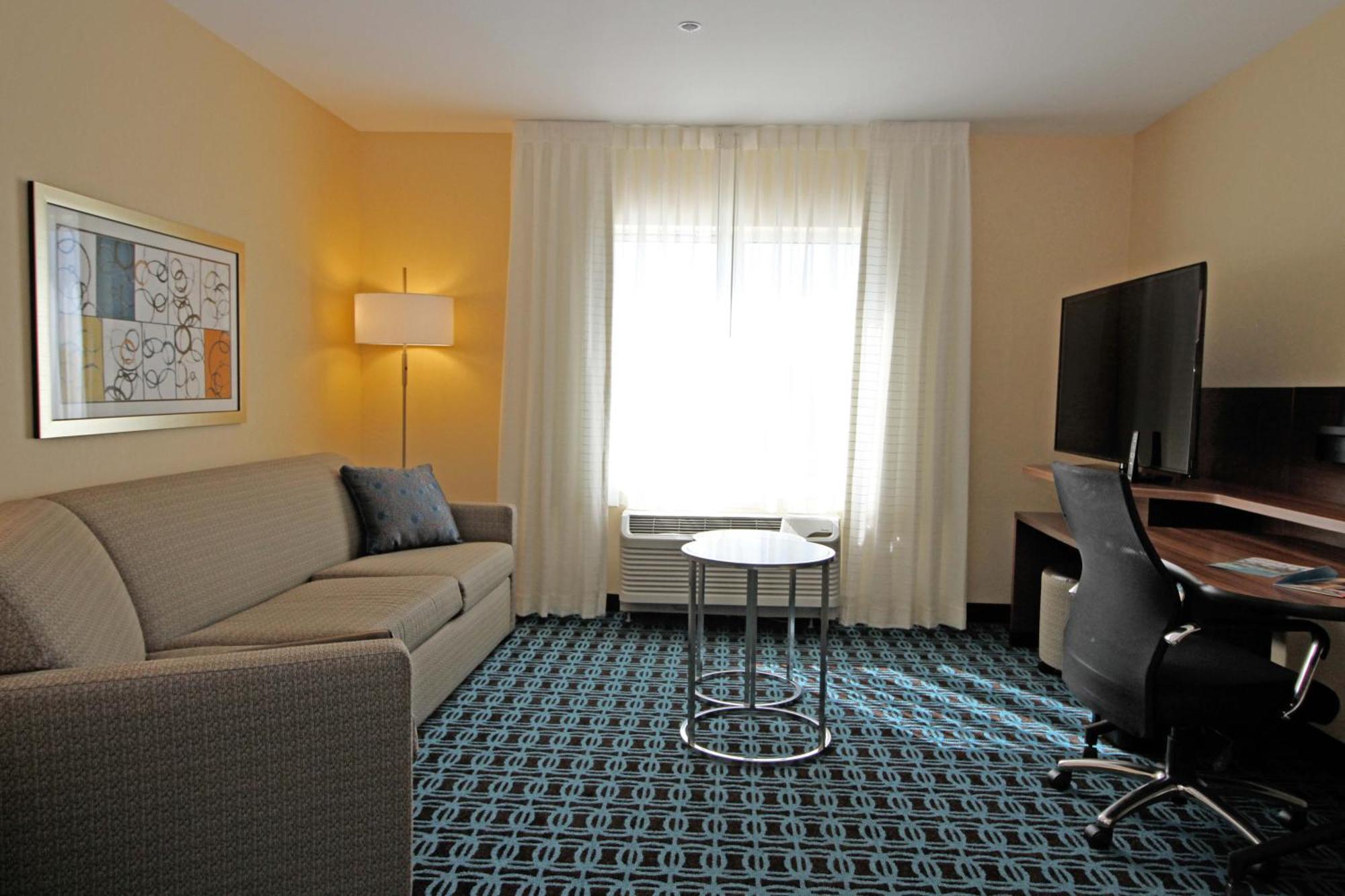 Fairfield Inn & Suites By Marriott London Ngoại thất bức ảnh