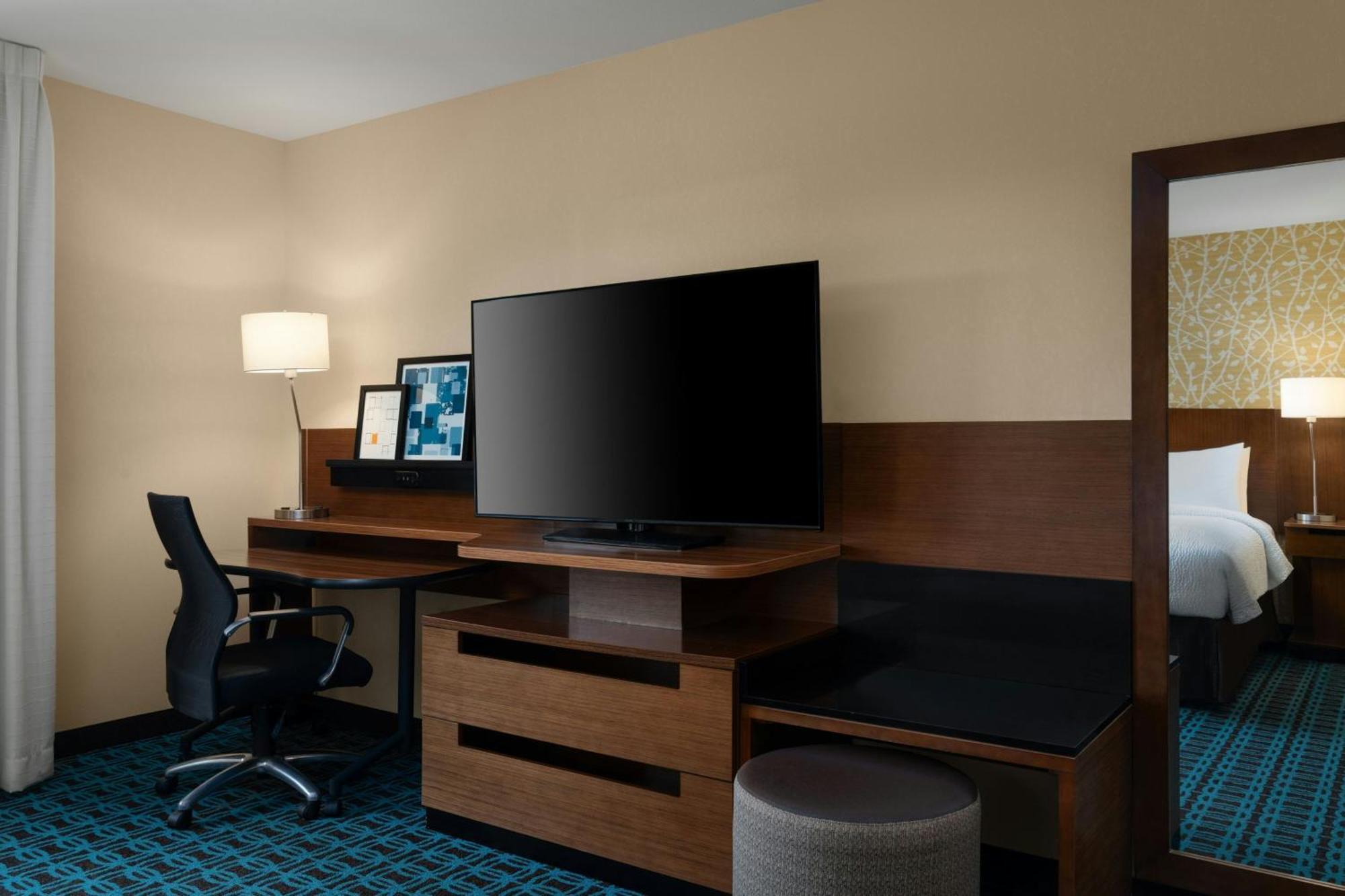 Fairfield Inn & Suites By Marriott London Ngoại thất bức ảnh