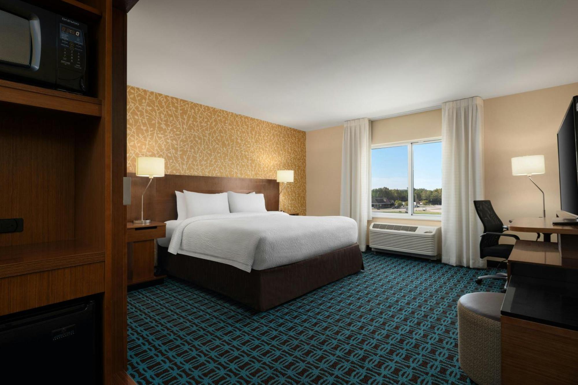 Fairfield Inn & Suites By Marriott London Ngoại thất bức ảnh