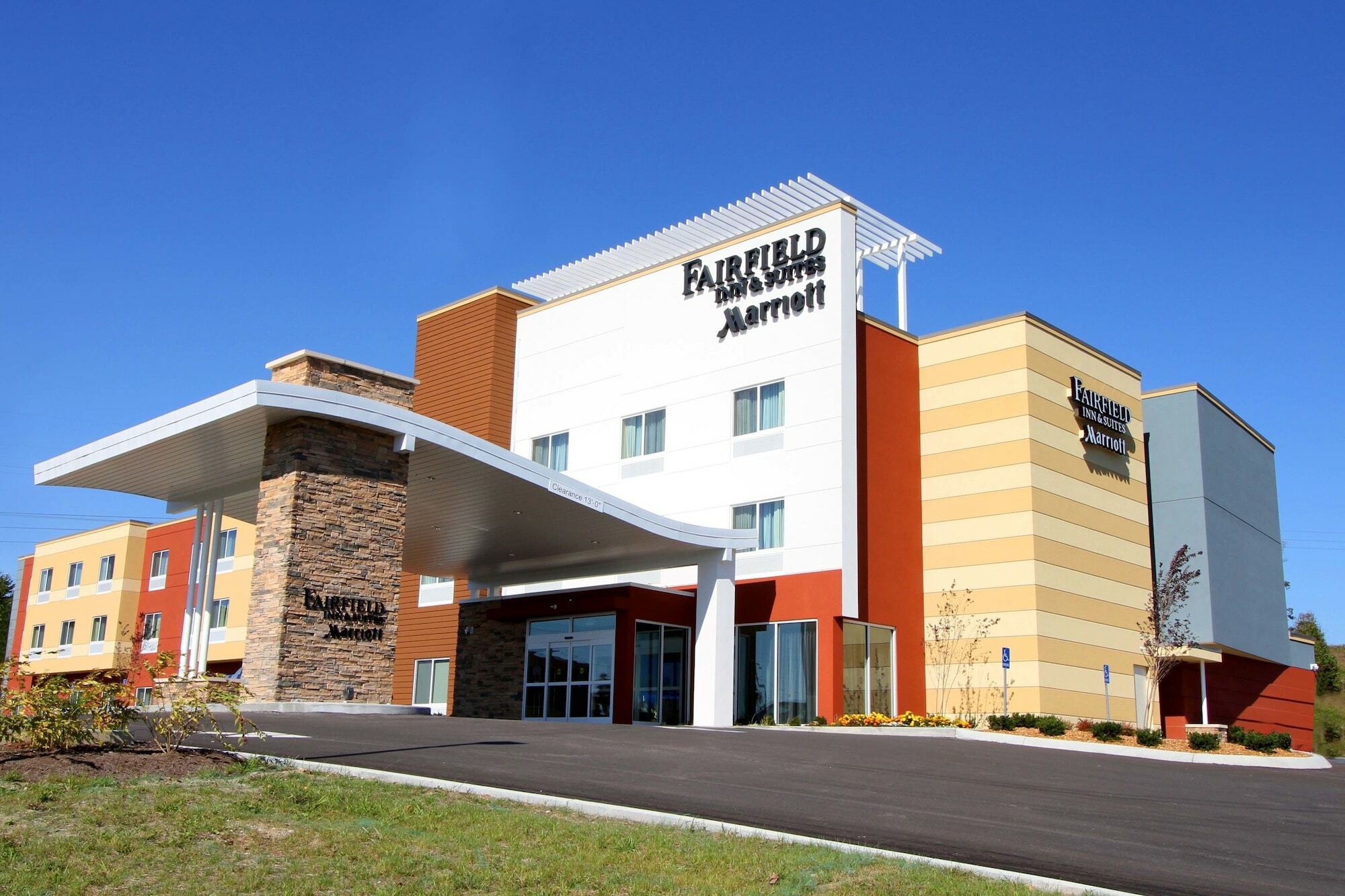 Fairfield Inn & Suites By Marriott London Ngoại thất bức ảnh